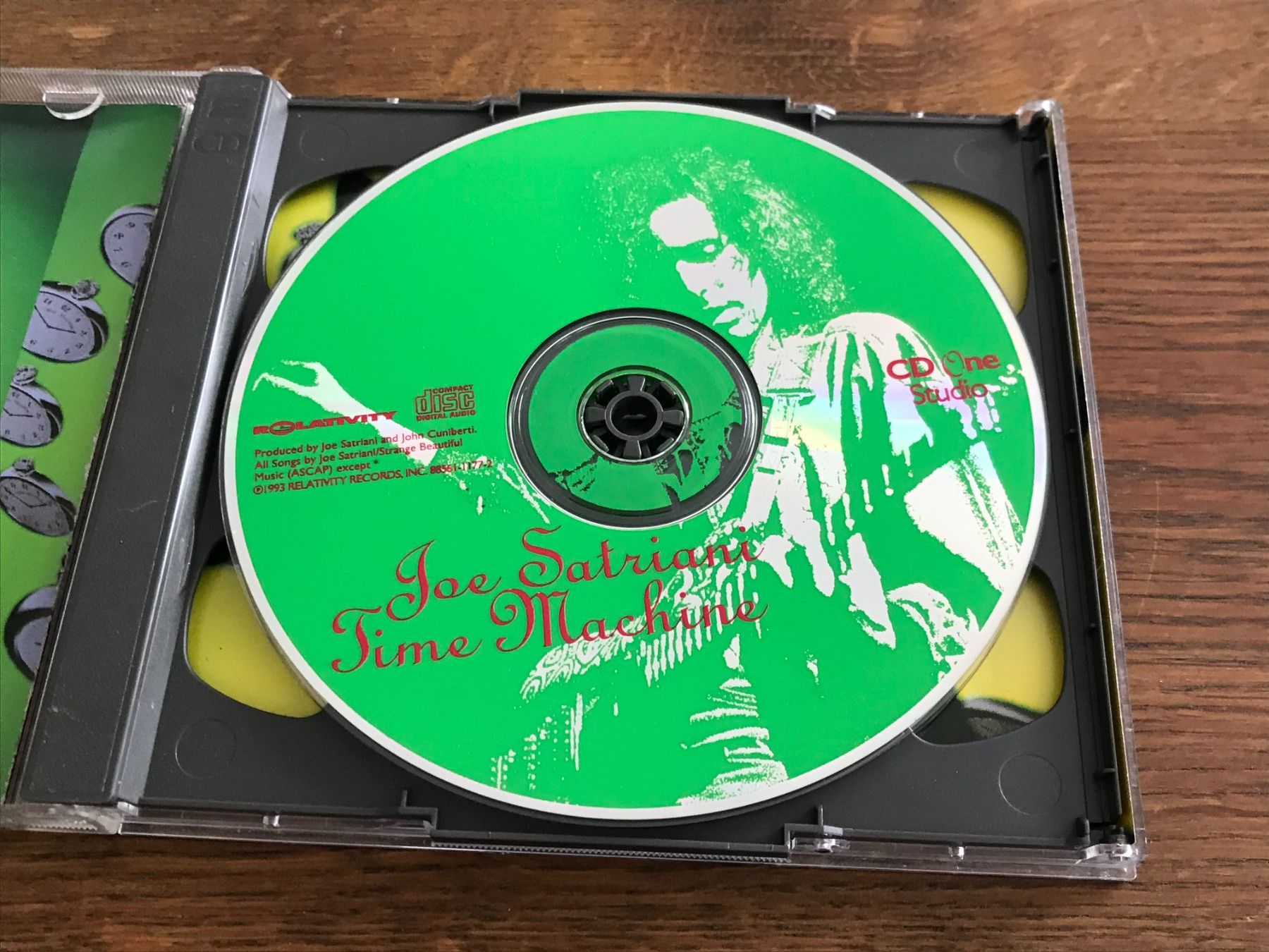CD: JOE SATRIANI - Time Machine - 2CD – Usato da Buchs AG venduto da Archie 1