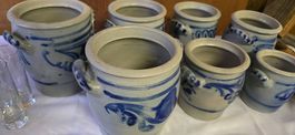 Lot de 7 pots anciens en grès bleu et gris