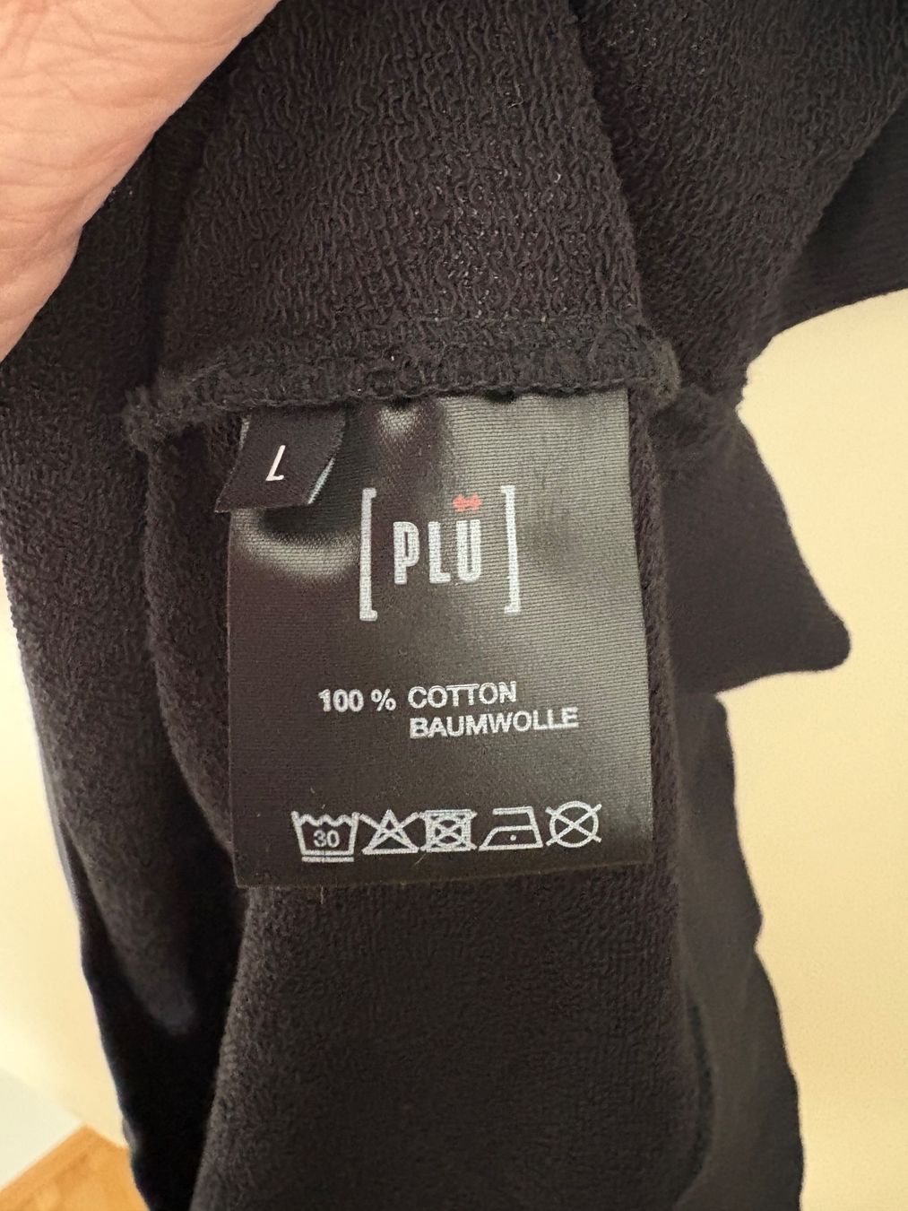 Pulls & Sweat-shirts: Pulli/Sweater von PLÜ Pluslavie – D'occasion à Bäch SZ par Dackel007 3