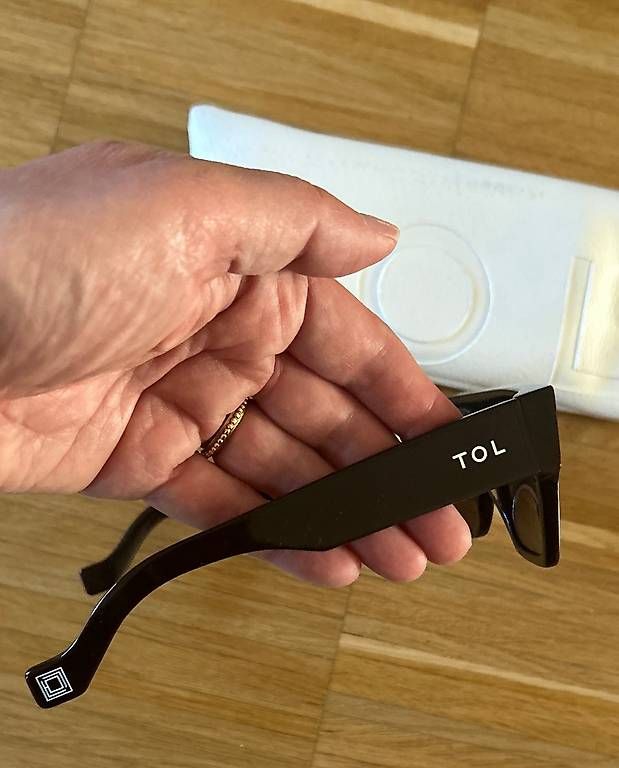 Occhiali & Lenti: Sonnenbrille – Usato da Zürich venduto da emilia77 4
