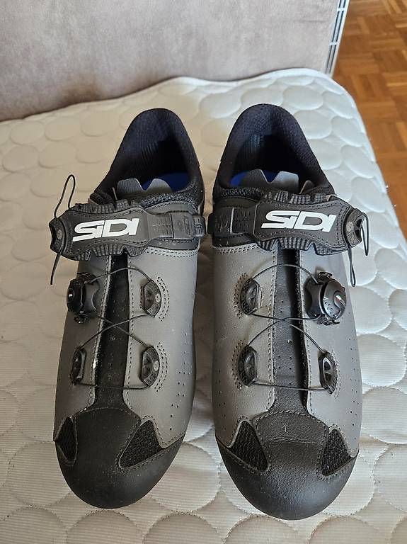 Herrenschuhe: Chaussures vtt – Gebraucht aus Boudry von ale_r5jn 1