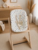 Neuwbornaufsatz Stokke mit Gurten, Sternenmotiv/beige 
