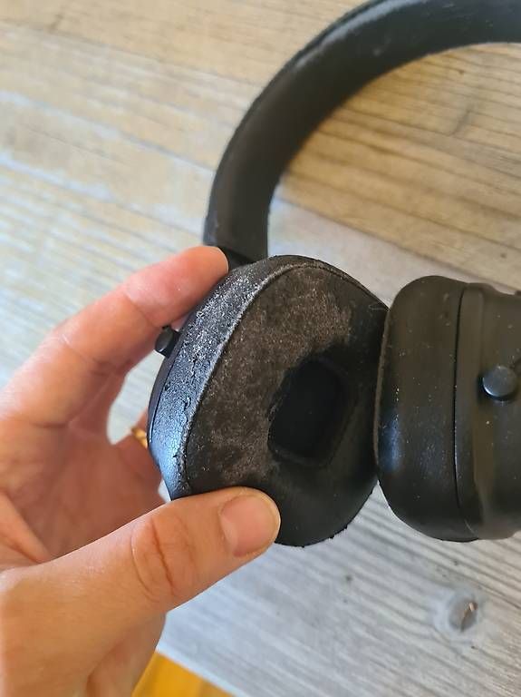 Kopfhörer: Marshall Bluetooth Over Ear Kopfhörer – Gebraucht aus Winterthur von PFINGSTROSE07 2