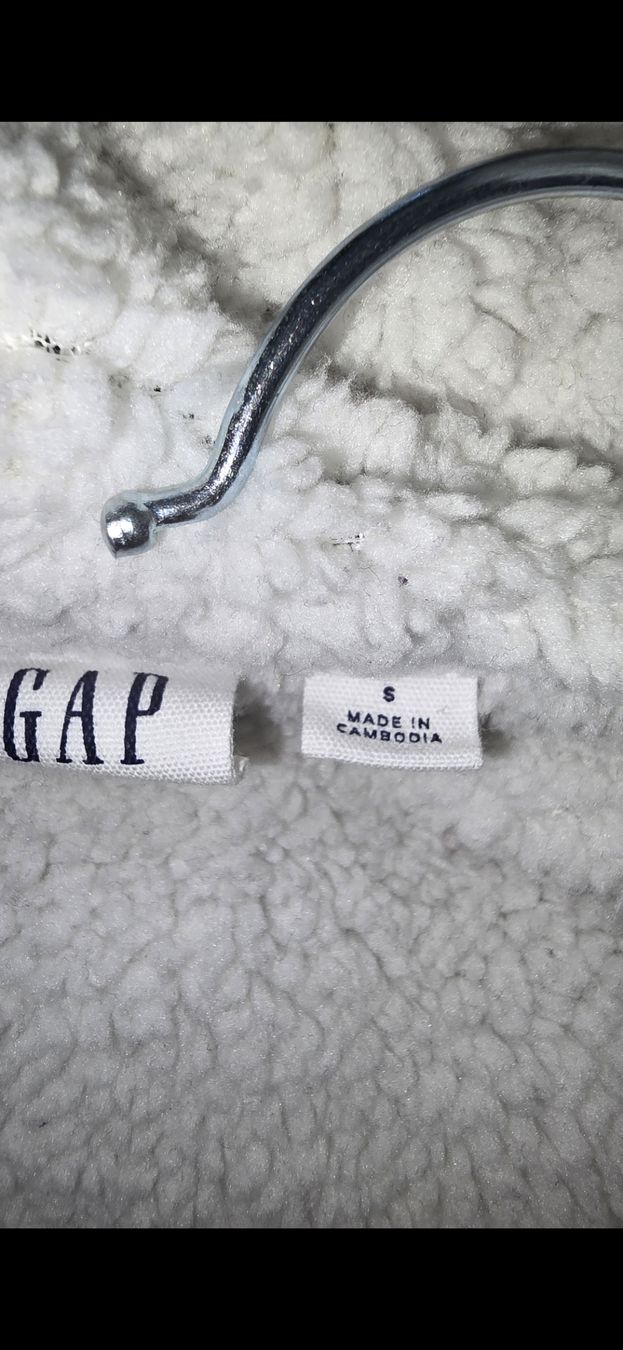 Gap Maglioni & Felpe: Jaquette Gap S – Usato da Estavayer-Le-Lac venduto da zazadavidson 2