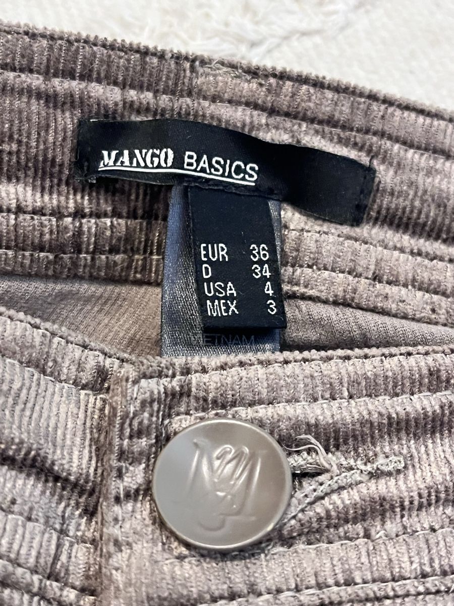 Pantaloni: Mango Basics Cordhose Gr. 36 – Taupe – Usato da Turgi venduto da SvetlaM 1