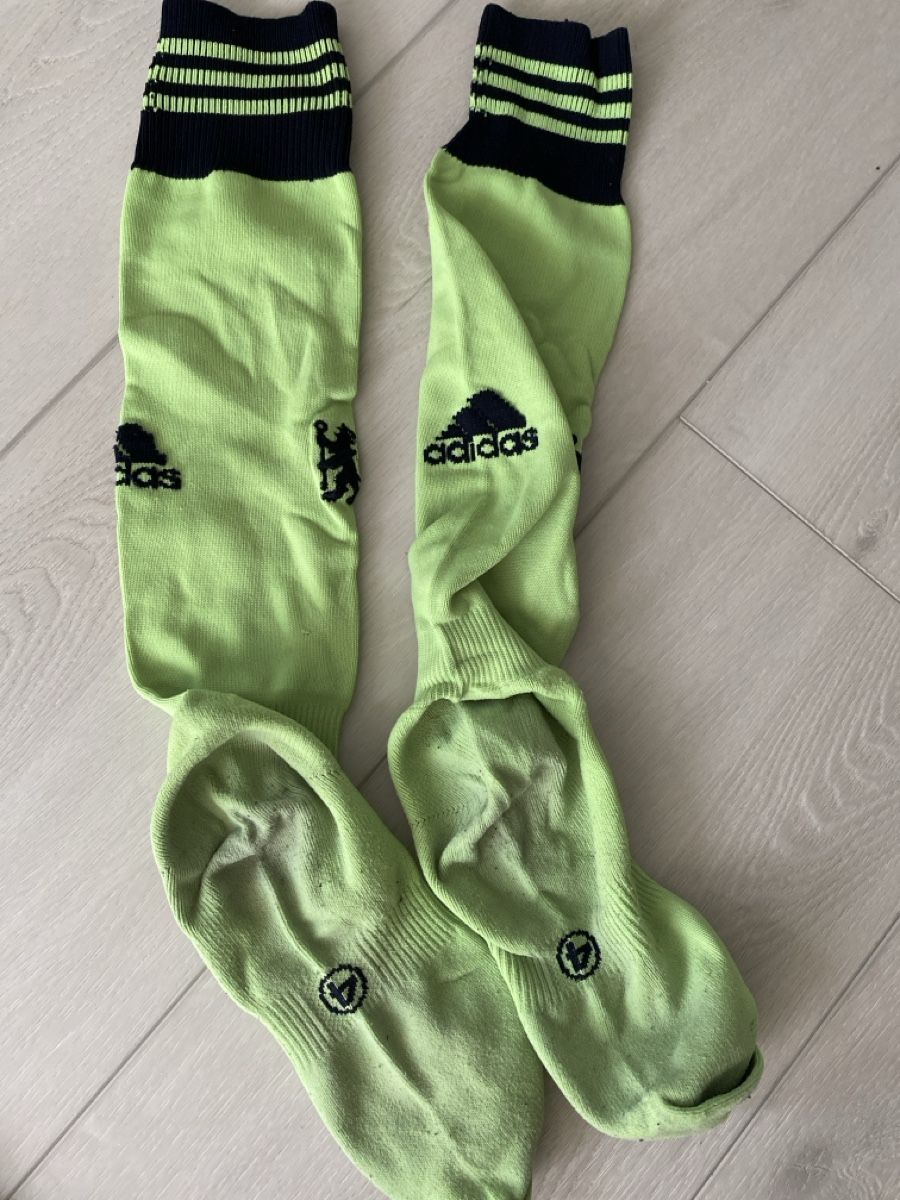Adidas Lotti & Set di vestiti: Kleiderpaket – Usato da Strengelbach venduto da Bycy 1