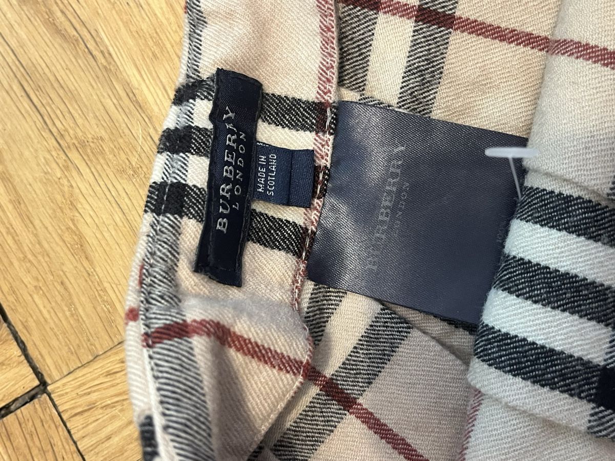 Burberry Gonne: Burberry Rock Gr. 36 – Usato da Bern venduto da jol_8hxs 1