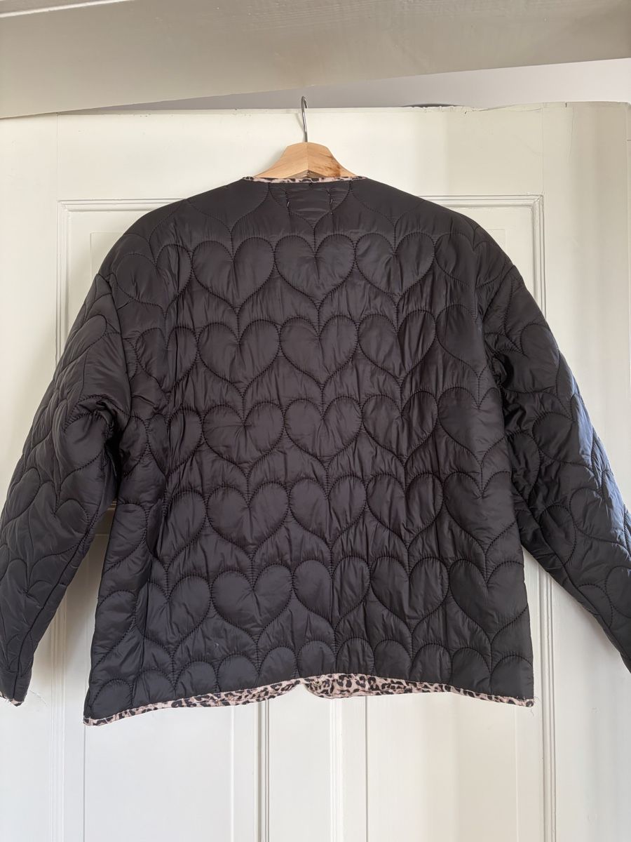 Vestes: Leichte Stepp-Jacke mit Muster – D'occasion à Zürich par oli_9dhs 3