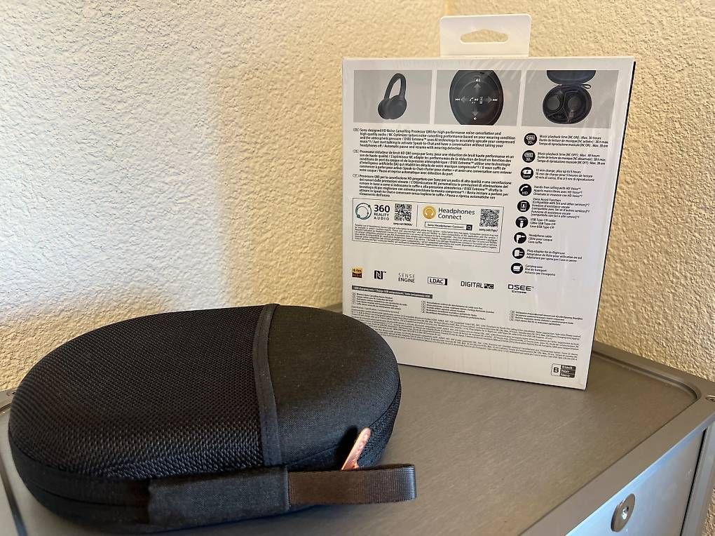 Casques audio: Sony WH-1000XM4 Kopfhörer – D'occasion à Greifensee par Titlis0 1