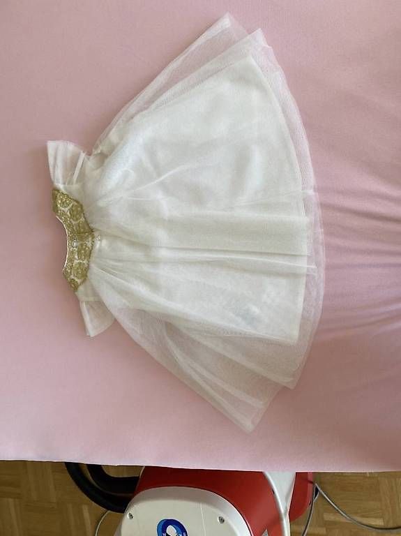 Vestiti & Gonne: Robe de baptême 3-5 mois – Usato da Lausanne venduto da Catherine1003 1