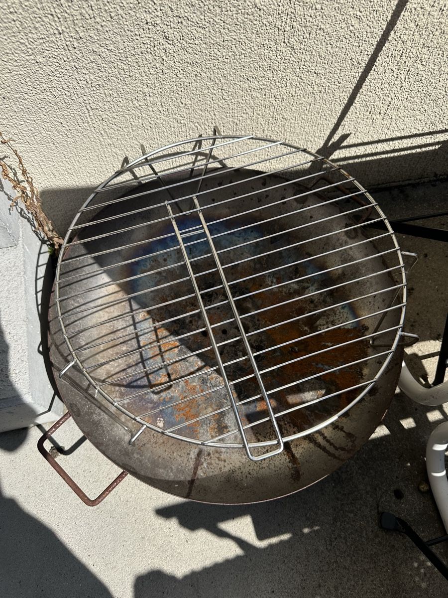 Cheminée d'extérieur: Feuerschale mit Grillrost 55 cm Durchmesser – Neuf (Voir description) à Zuchwil par paedward 1