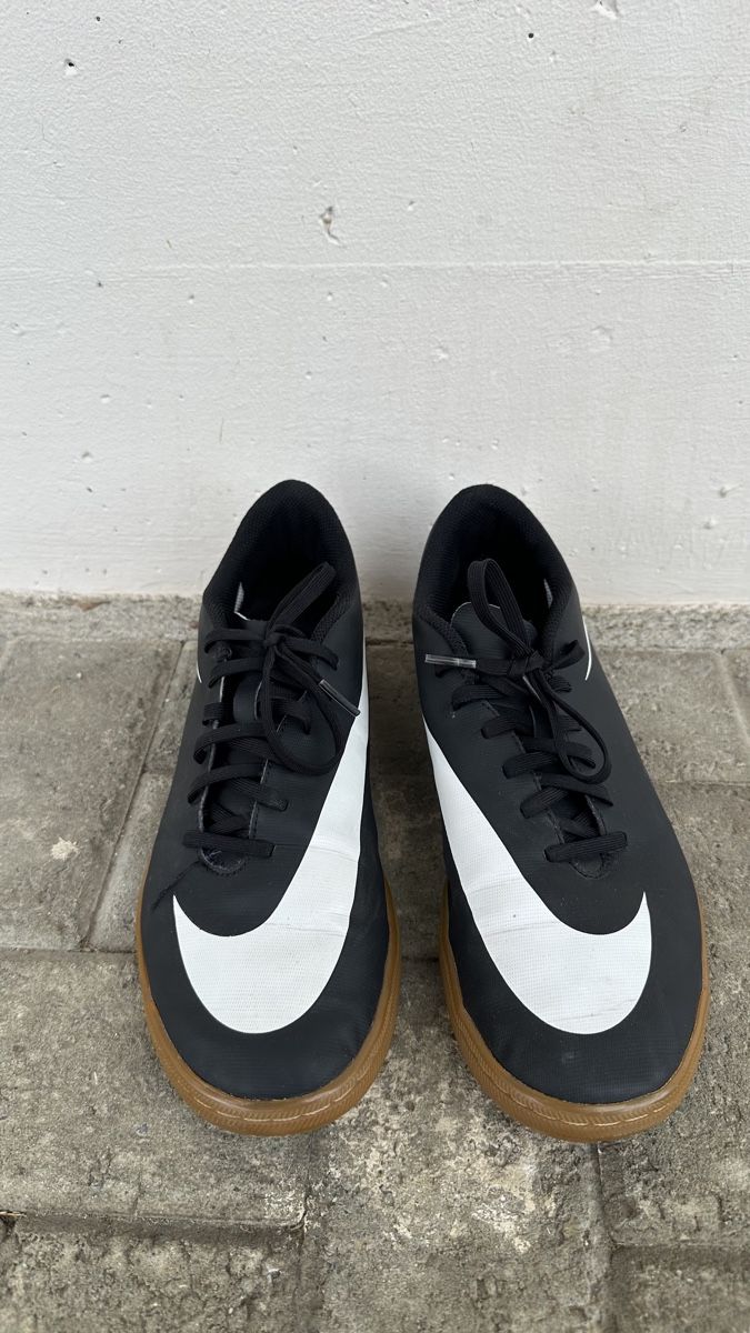 Nike Herrenschuhe: Nike Fussballschuhe Gr. 44 – Gebraucht aus Veltheim AG von KimiSinger