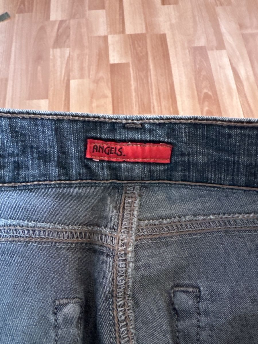 Angels Jeans: Angels Damen Jeans einf. Bundweite 34 cm – Usato da St. Gallen venduto da mai_gd7k 2