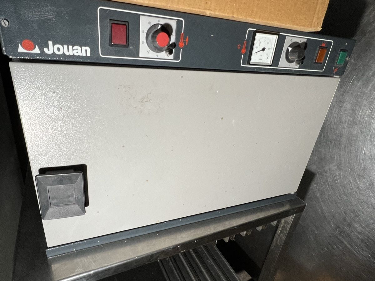 Forni: Four professionnel Jouan EB 55 - État impeccable! – Usato da Ponthaux venduto da Hello-Fribourg1700