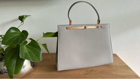 Elegante Ted Baker Handtasche - Neu!
