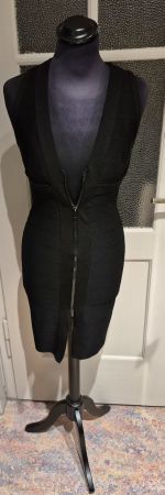 Elegantes Cocktailkleid Gr. S Figurbetont RINASCIMENTO