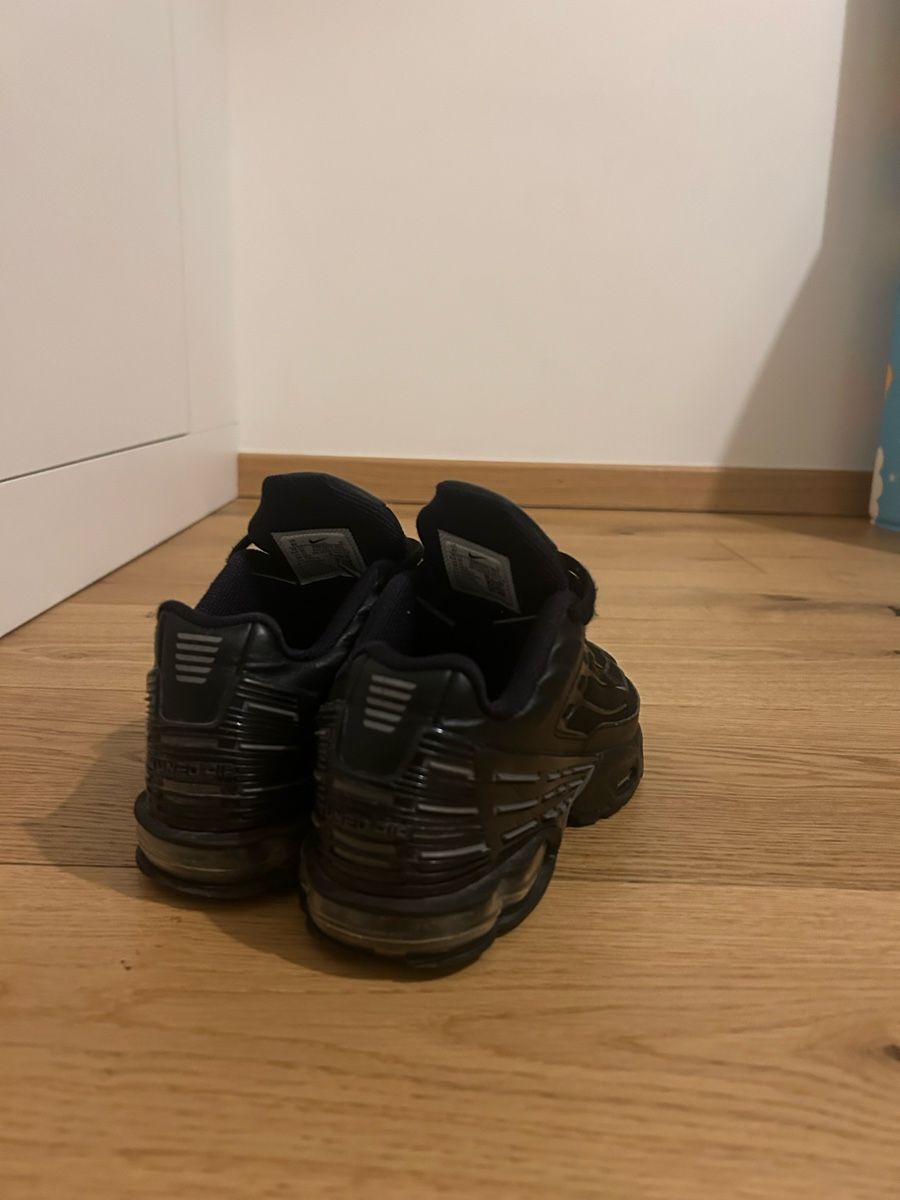 Nike Scarpe da uomo: Nike Air Max Plus TN3 - Taille 36- Noires – Usato da Genève venduto da son_6lxs 4