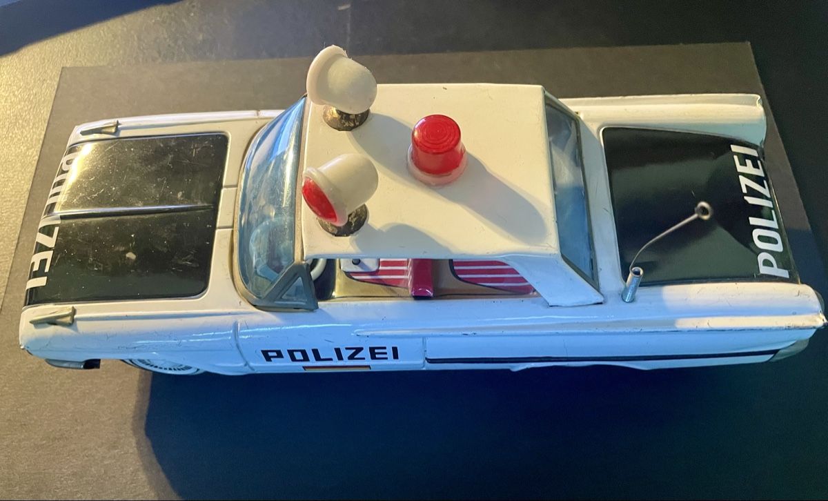 Ford Voitures modèles: Blechspielzeug deutscher Polizeiwagen – D'occasion à Gebertingen par Photographica