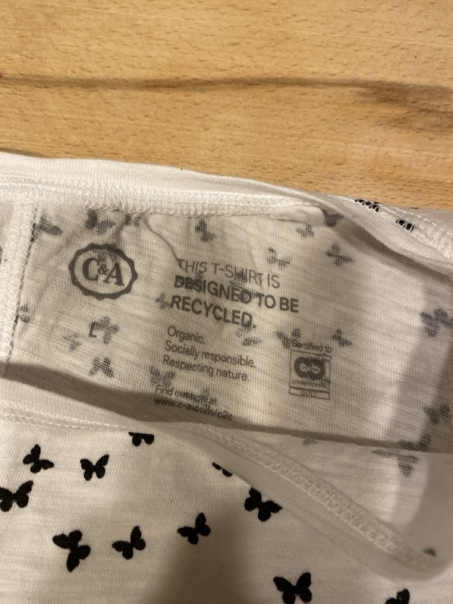 C&A T-Shirts: T Shirt mit Schmetterlingen C&A Gr. L – Gebraucht aus Zumikon von Teuchter 1