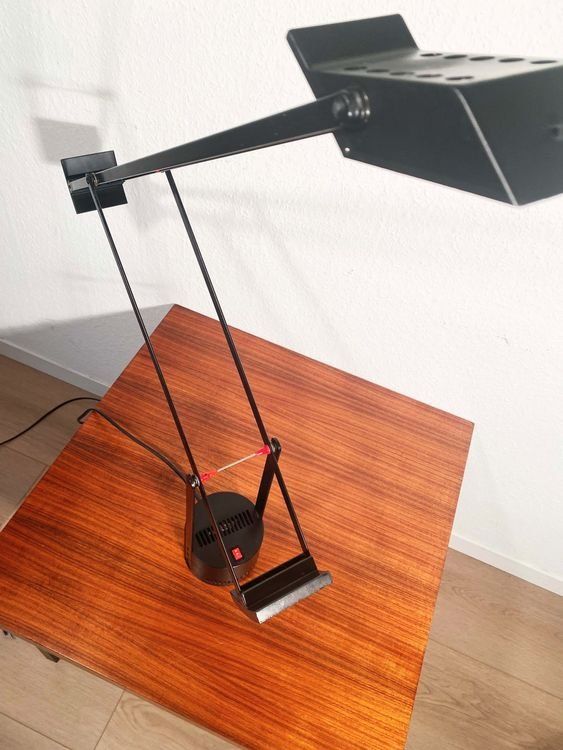 Artemide Lampade: Tizio Artmide Lamp (AS IS/READ DESCRIPTION) – Difettoso da Lausanne venduto da jam_2yx7 8