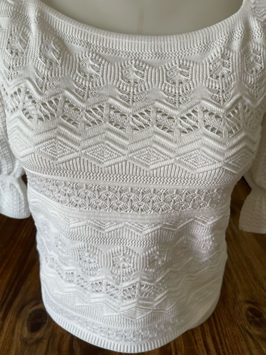T-Shirts: Tricot blanc Studio S comme neuf lisez les mesures – Gebraucht aus Kloten von Vermicelles 1
