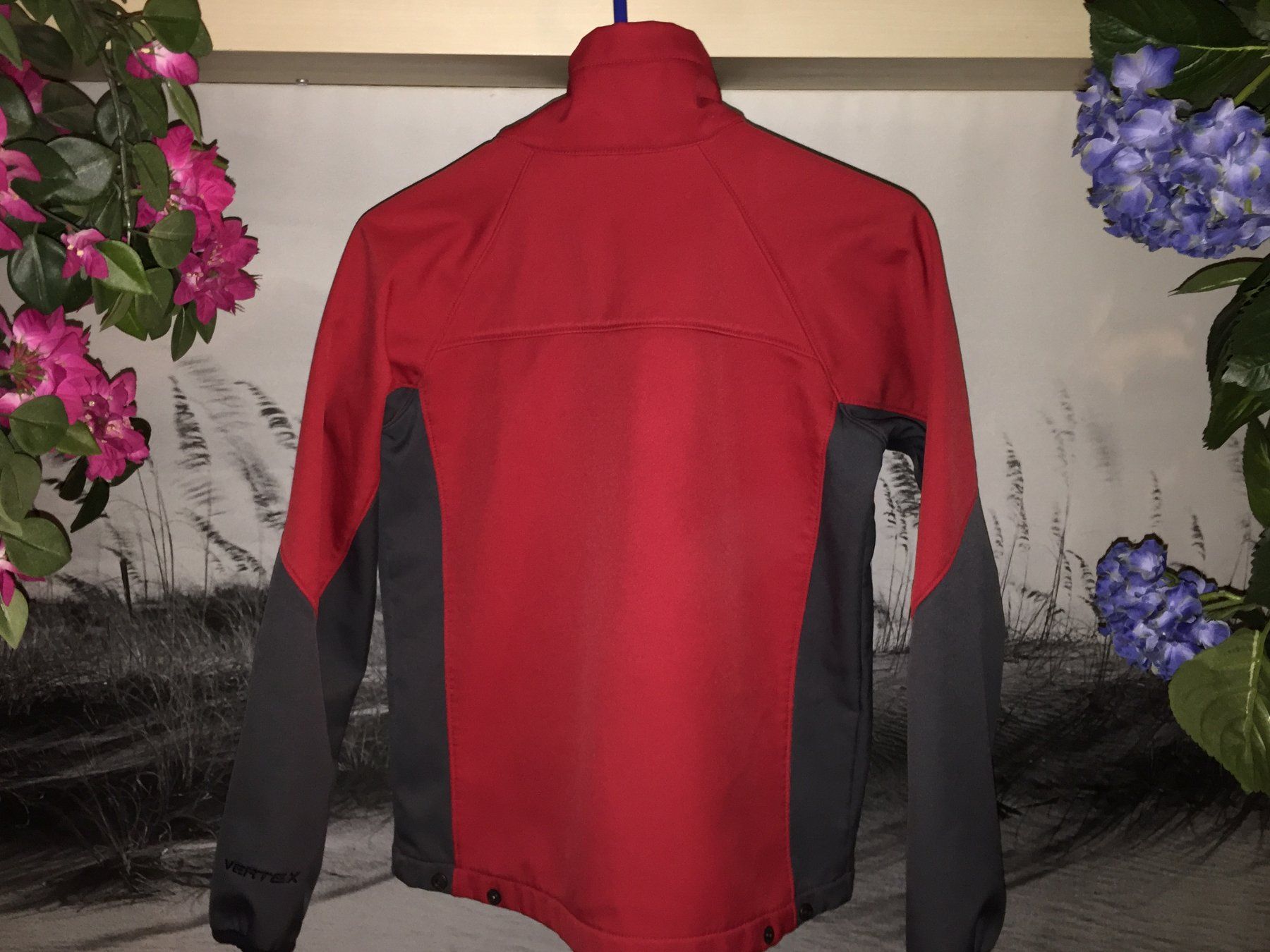 Giacche & Cappotti: Veste Softshell/Softshell  Jacke  Taille/Grosse 14 -16 ans – Usato da Cossonay-ville venduto da Super-Price-Quality 2