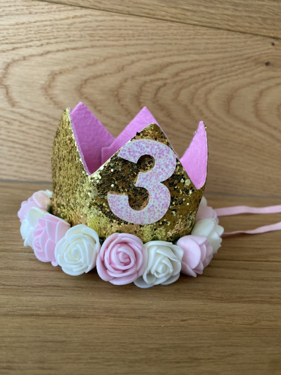 Tutte le decorazioni: Krone für 3. Geburtstag – Usato da Raron venduto da cathy123 1