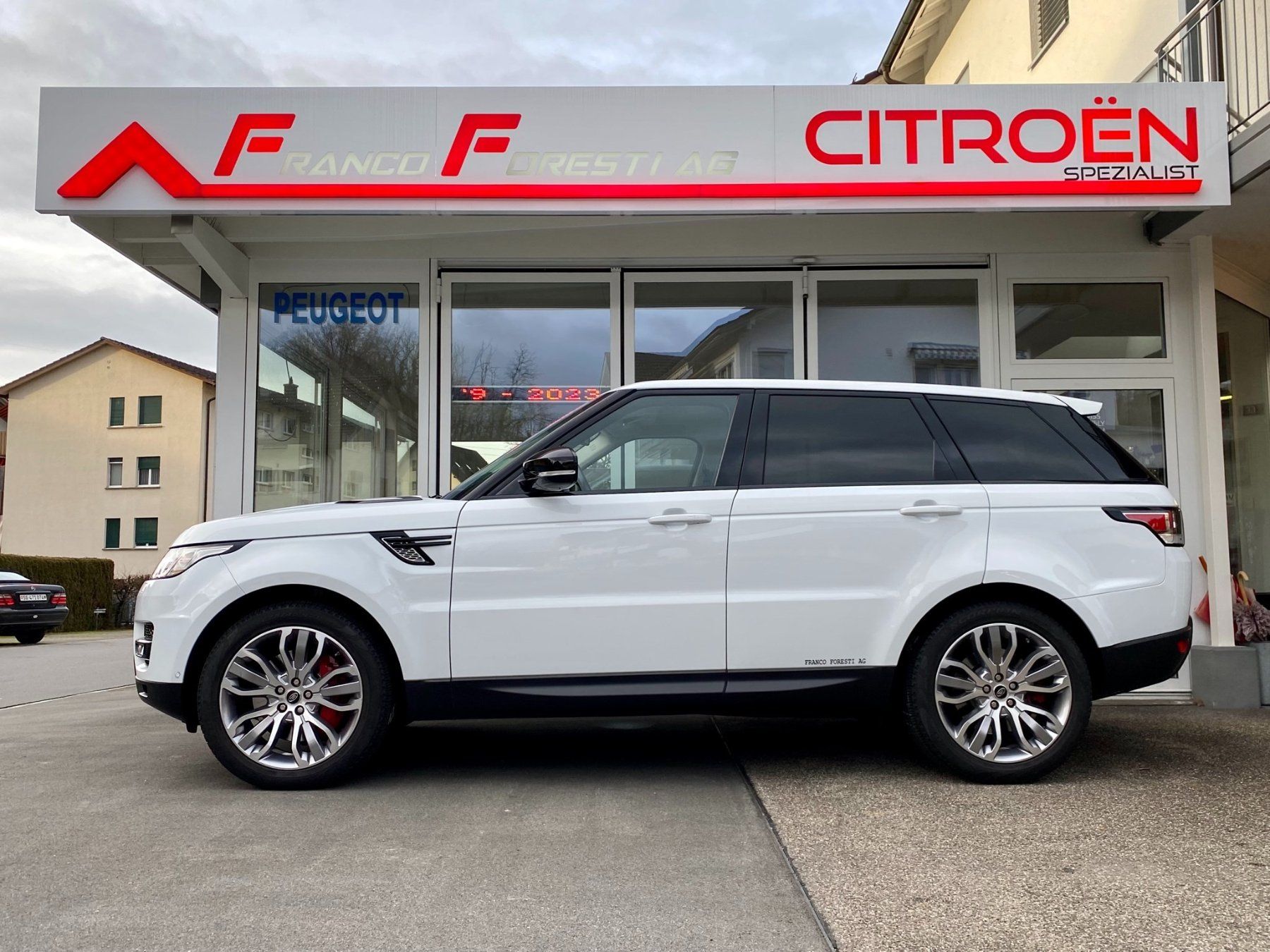 Land Rover Automobili: LAND ROVER Range Rover Sport 3.0 SDV6 HSE Dynamic Automatic – Usato da Ermenswil venduto da Garage-Foresti