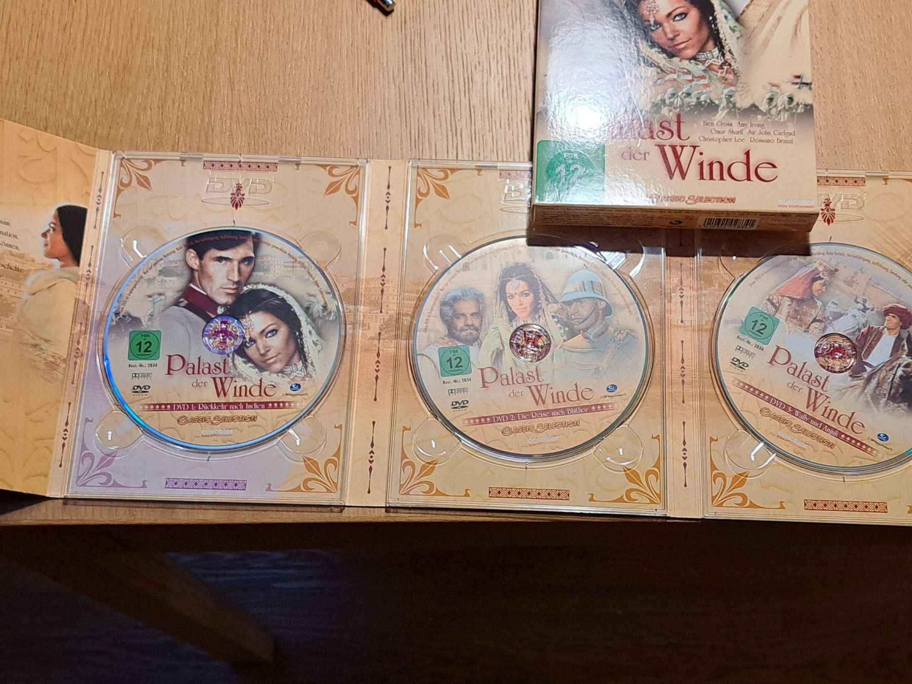 Tutti i DVDs: DVD Palast der Winde, The Far Pavilions, Boxset mit 3 Discs – Nuovo (secondo la descrizione) da Unterseen venduto da Kanica 5