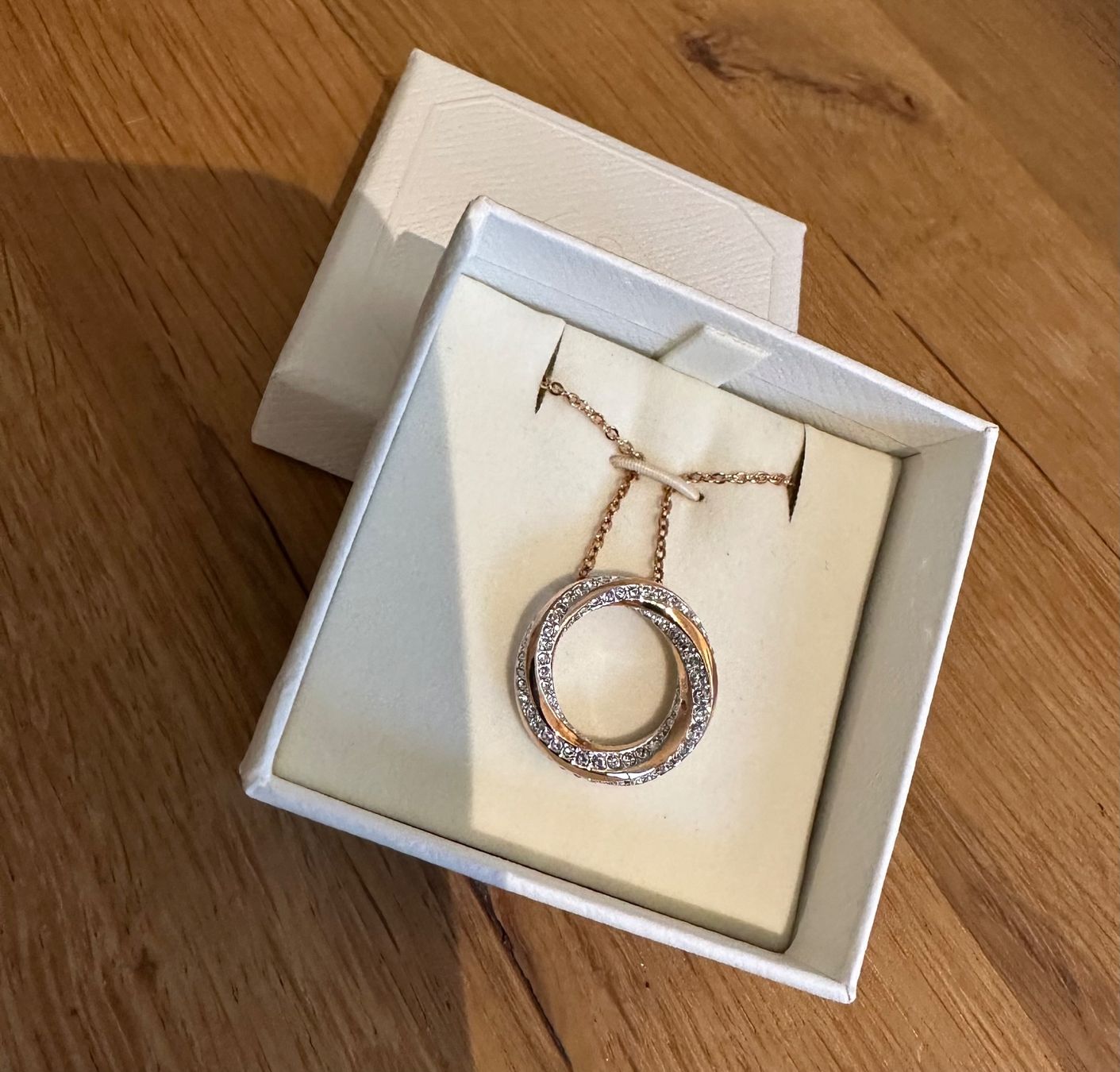 Swarovski Catenine: Swarovski Halskette NEU – Nuovo e nell'imballaggio originale da Gerlafingen venduto da Uragano 1