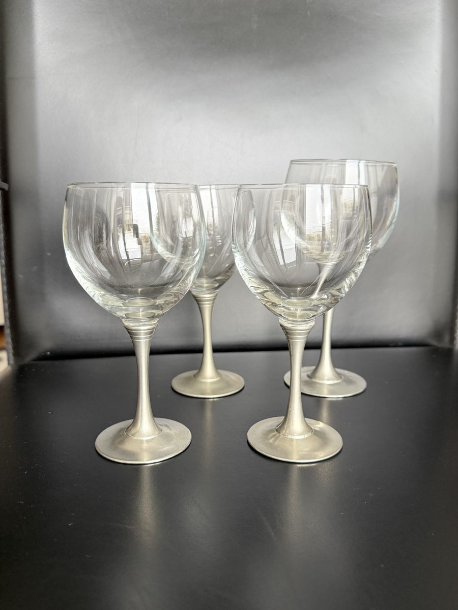 Gläser: ETAIN Set of wine glasses – Gebraucht aus Kilchberg ZH von san_hs8y