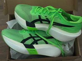 Asics Metaspeed Sky Tokyo  Gr 38 wie neu!