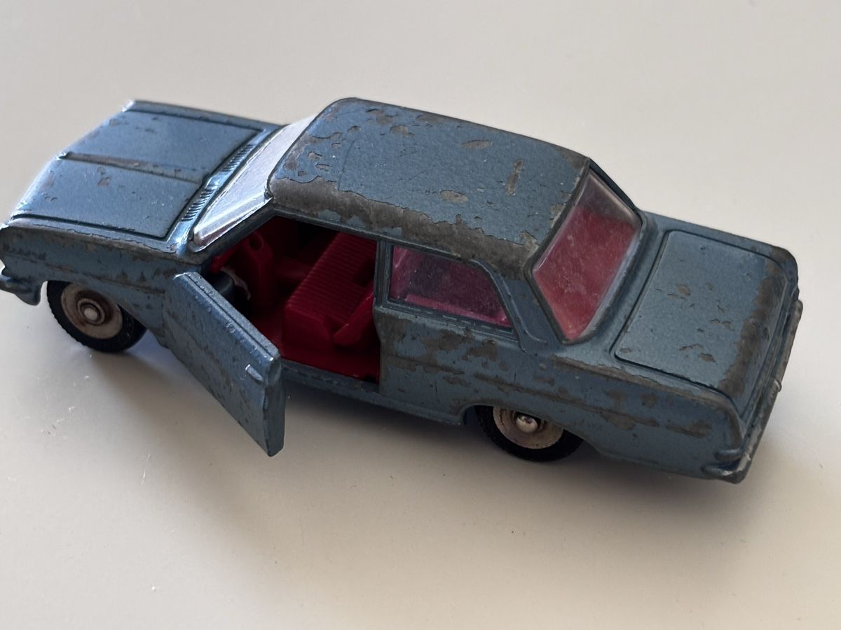 Dinky Toys Modellini d'auto: Opel Dinky Toys – Usato da Lausanne venduto da pabernard 5