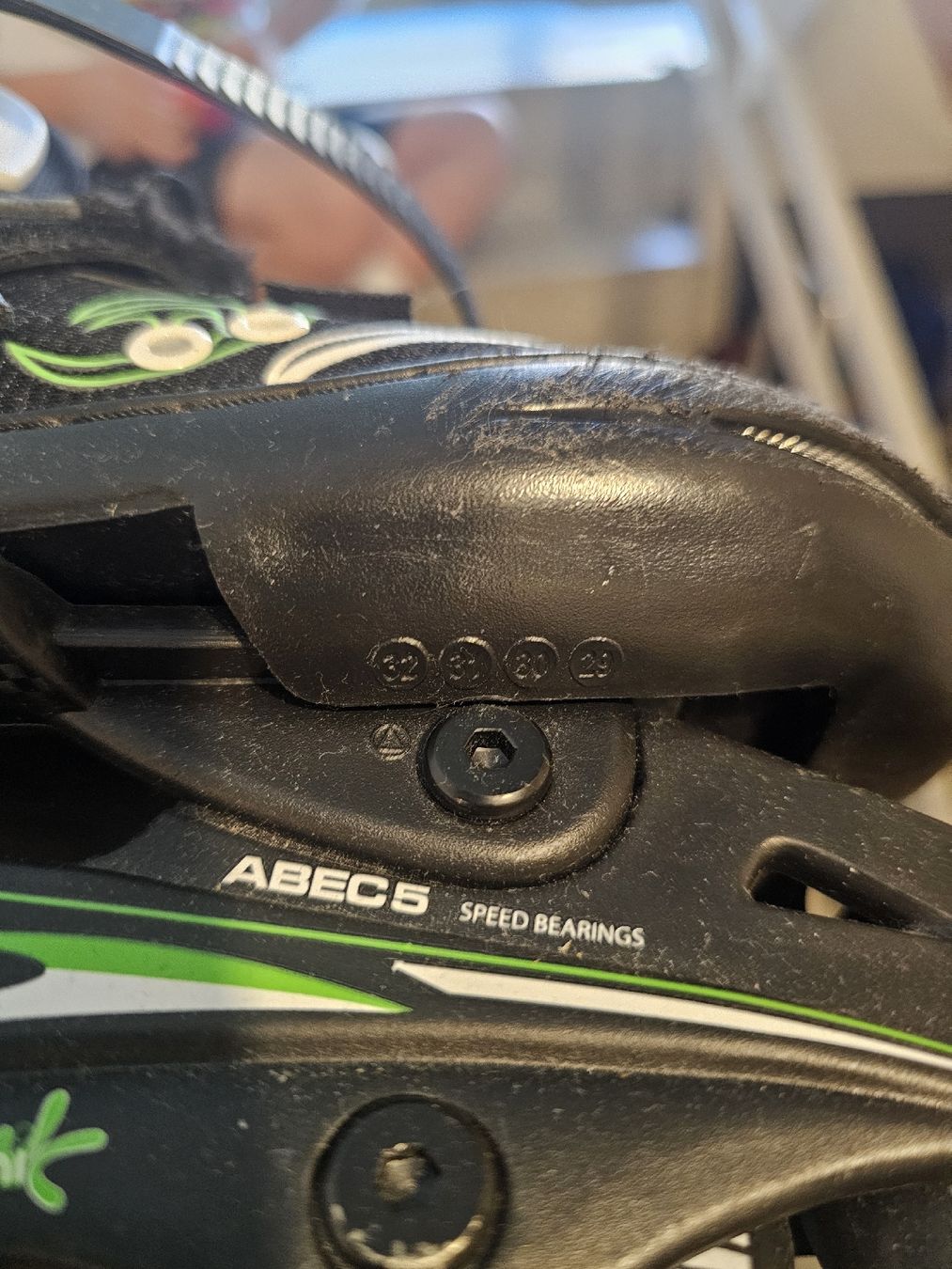 Herrenschuhe: rolleschuhe gr 29bis 32 – Gebraucht aus Münchenbuchsee von Kappa8 3