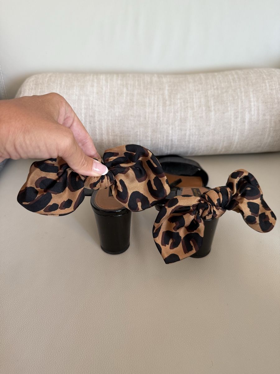 Louis Vuitton Damenschuhe: Louis Vuitton Sandalen – Neu (gemäss Beschreibung) aus Zollikon von sba_5tf2 1