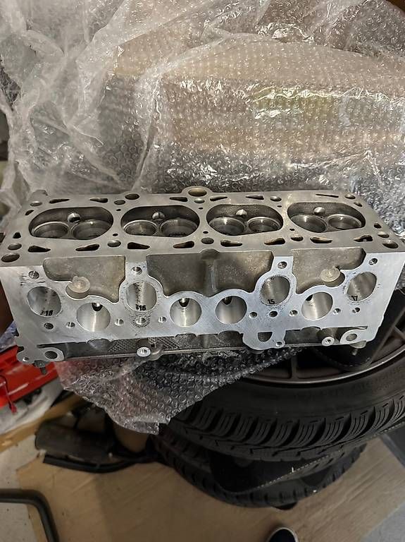 VW Motori: Golf 2 G60 Zylinderkopf – Usato da Balzers venduto da dis_5jj7