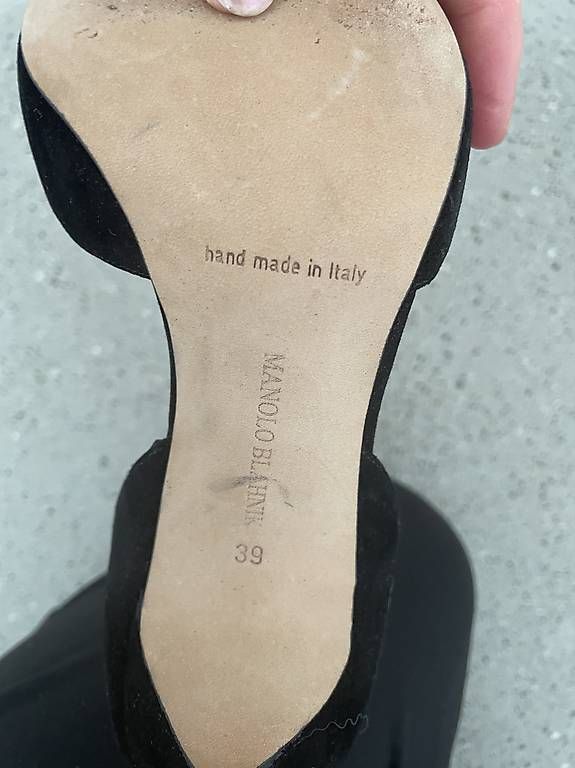 Damenschuhe: Manolo Blahnik schwarze Pumps 39 – Gebraucht aus Zürich von ann_lv2n 3