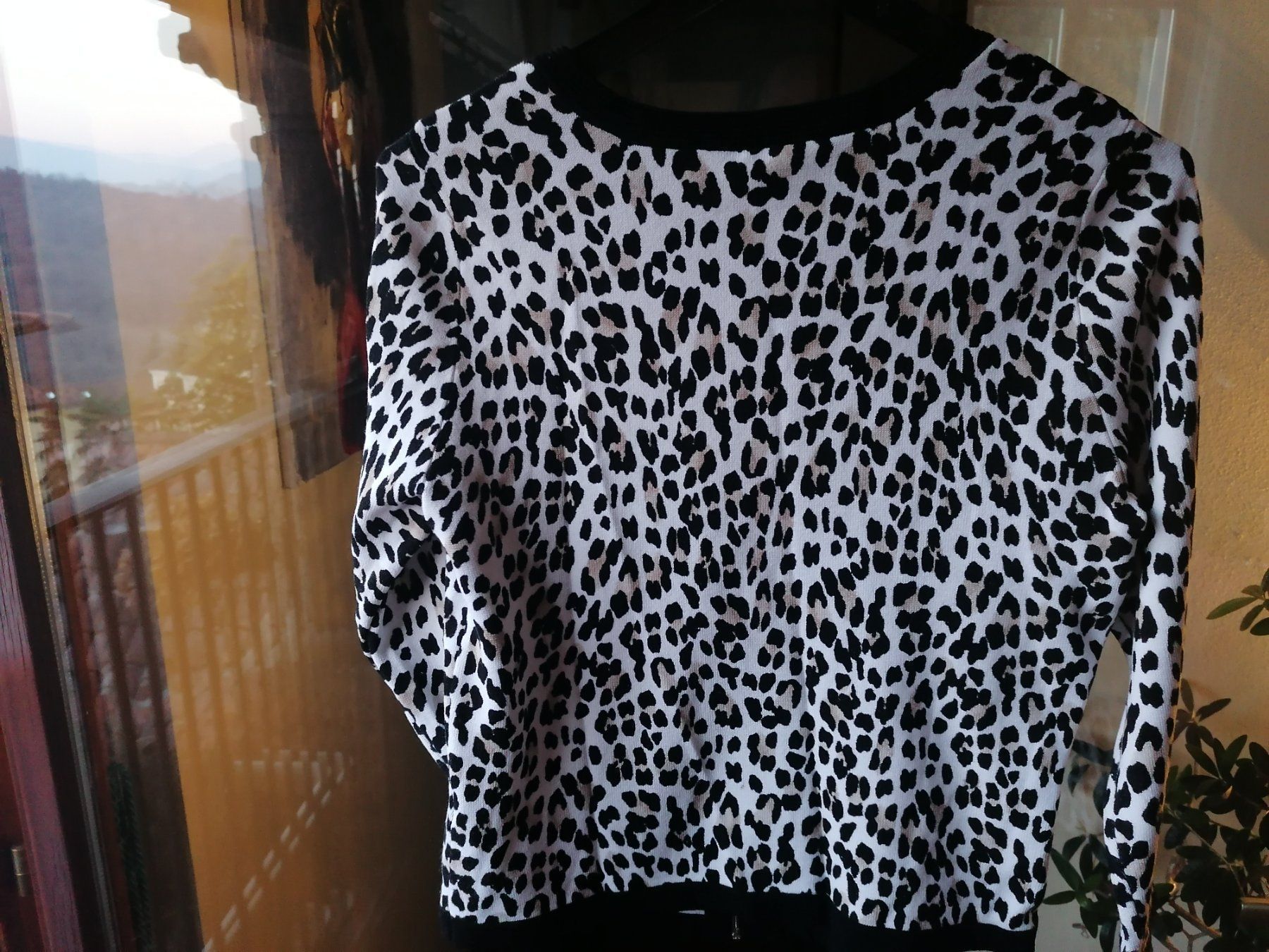 Giacche: Leopard Jäckli gr M – Usato da Bedigliora venduto da Dolcezza0 3