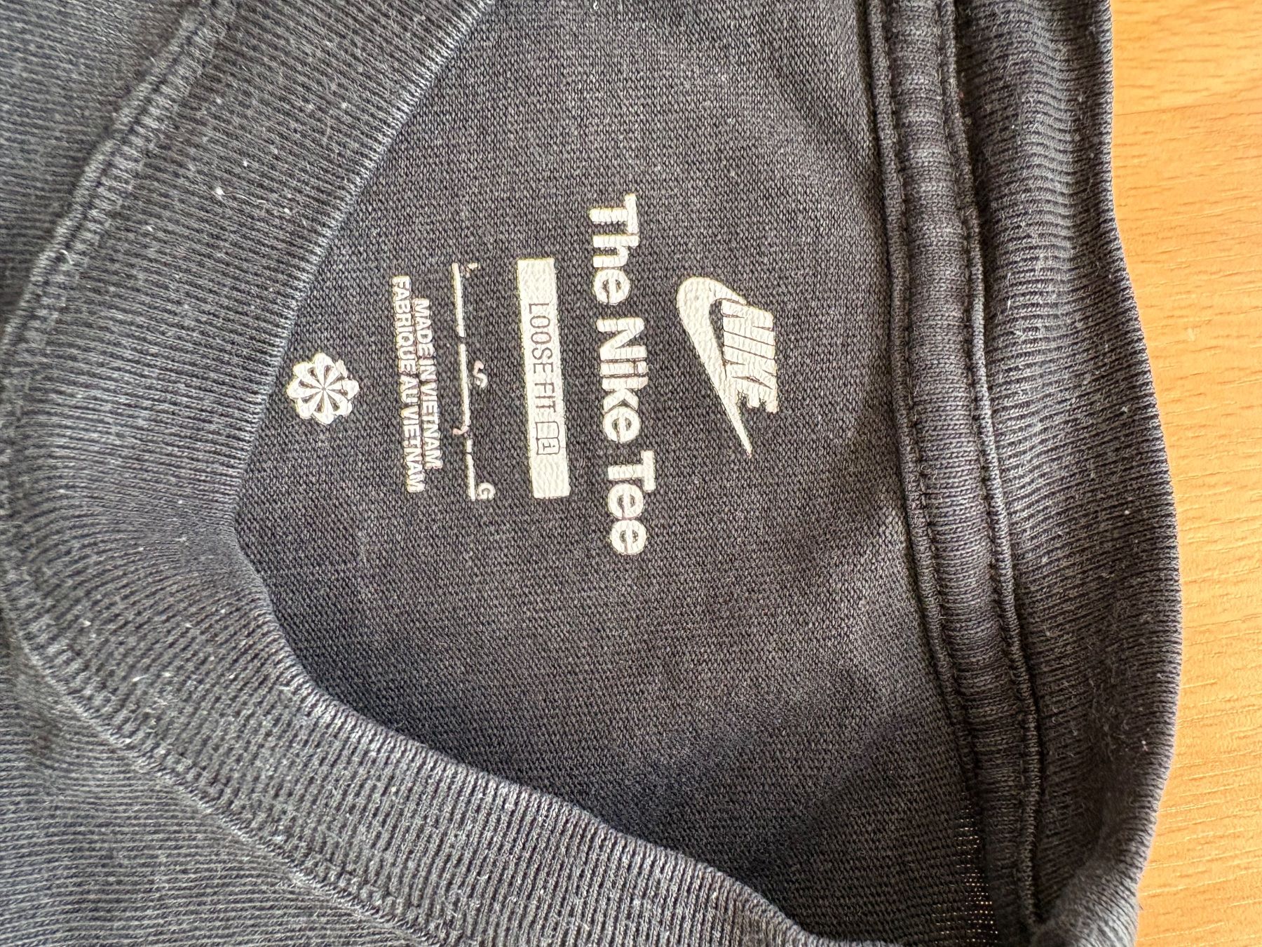 Nike T-shirt: Nike T-Shirt - schwarz – Usato da Orpund venduto da Stepach 4