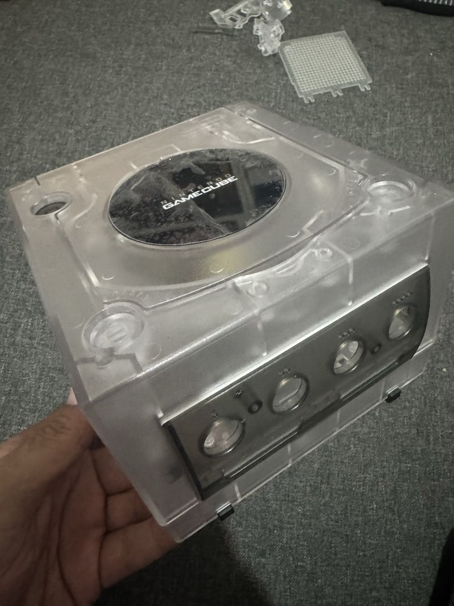 Nintendo Console: Coque complète GameCube  – Usato da Monthey venduto da Neorad