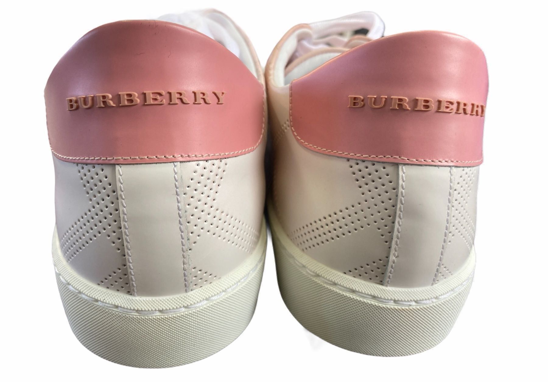 Burberry Scarpe da donna: Burberry Schuhe – Nuovo e nell'imballaggio originale da Lachen SZ venduto da HelvetiaLuxury 4