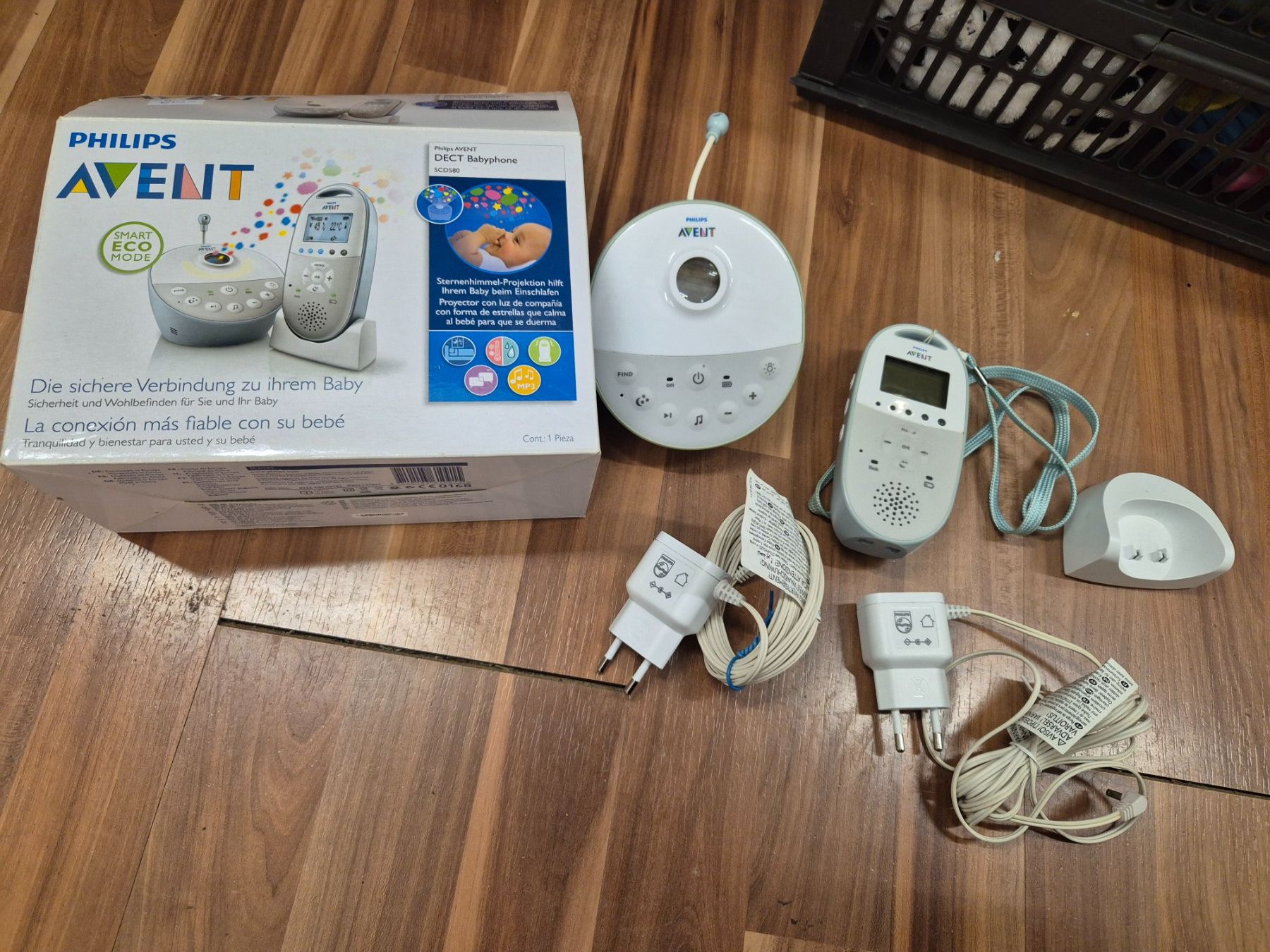 Avent Babyphone: Philips Avent Babyphone SCD5808 -K34 – Usato da Schwarzenburg venduto da Flamingo07
