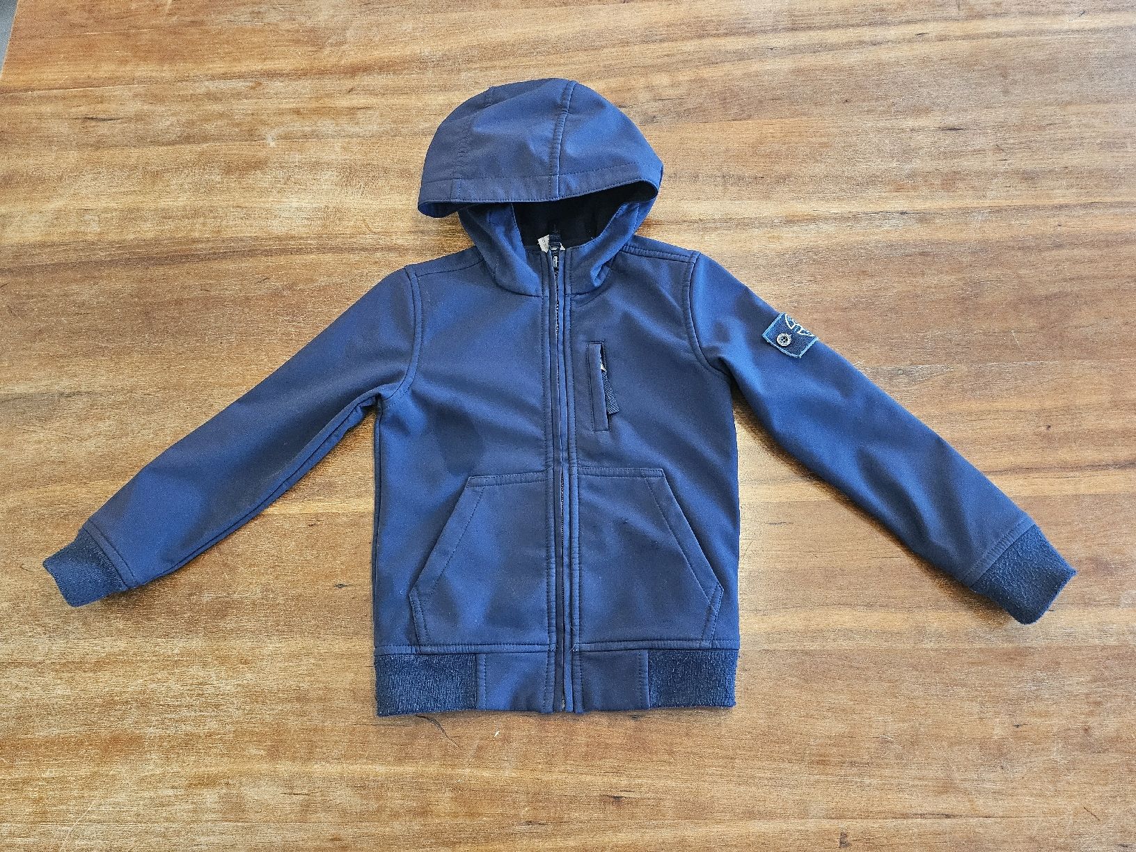 Vestes: Softshell Jacke Nucleo Grösse 110  – D'occasion à Baar par Naedels-Kreationen