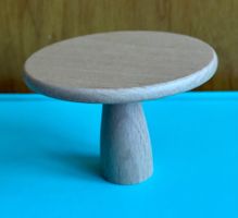 Bistrotisch aus Holz aus den USA Puppenhaus