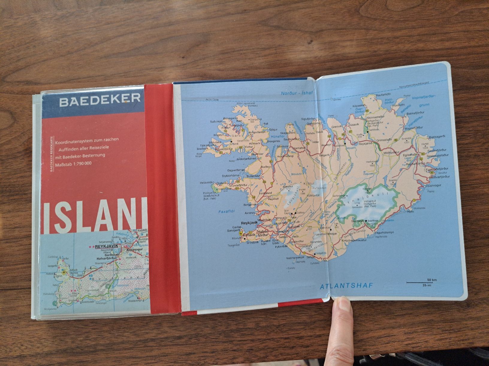 Bücher: Island Reiseführer – Gebraucht aus Sissach von sissach_mars 3