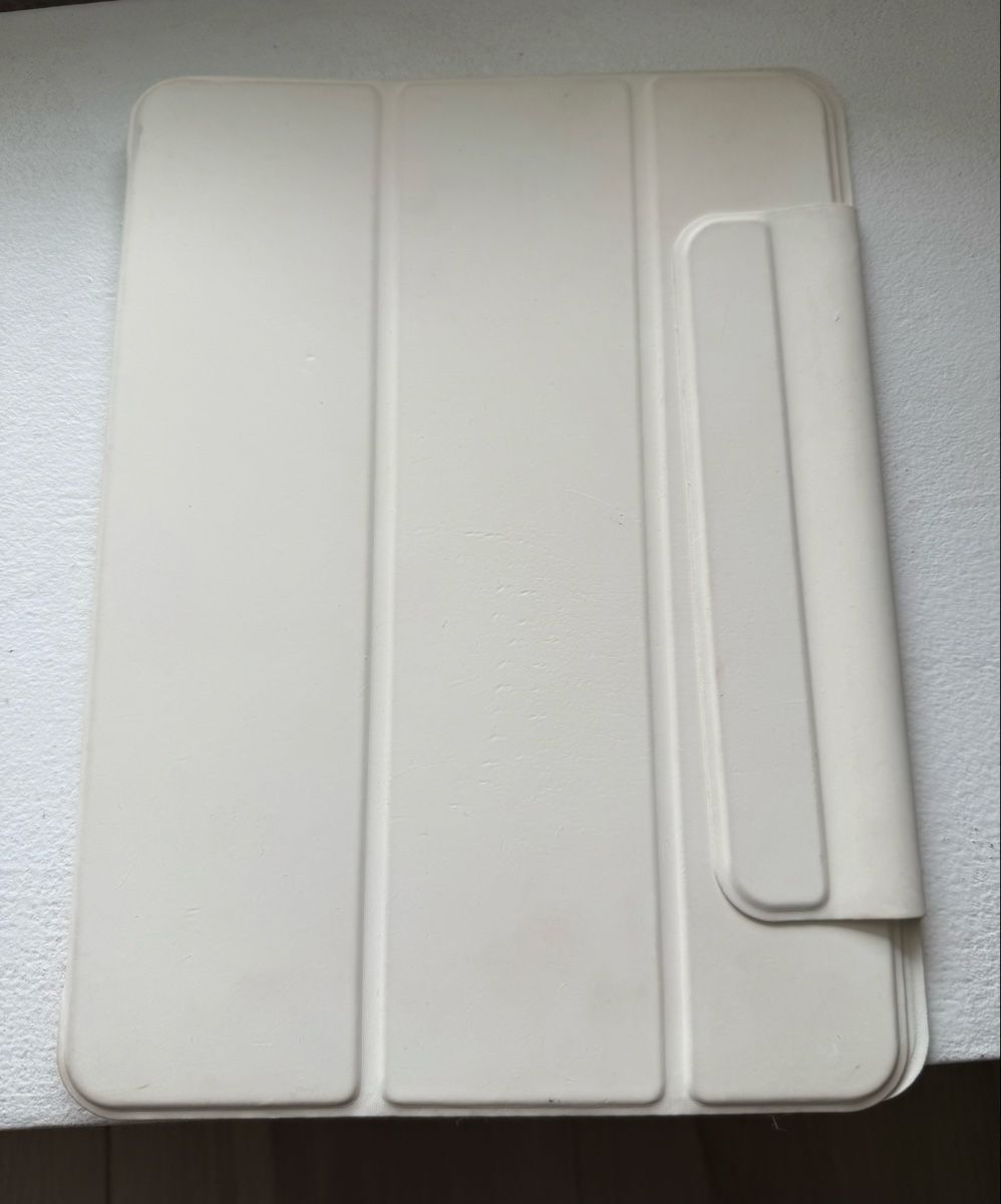 Covers & Taschen: IPad Apple Hülle und weiteres Zubehör – Gebraucht aus Geroldswil von beam_06 6