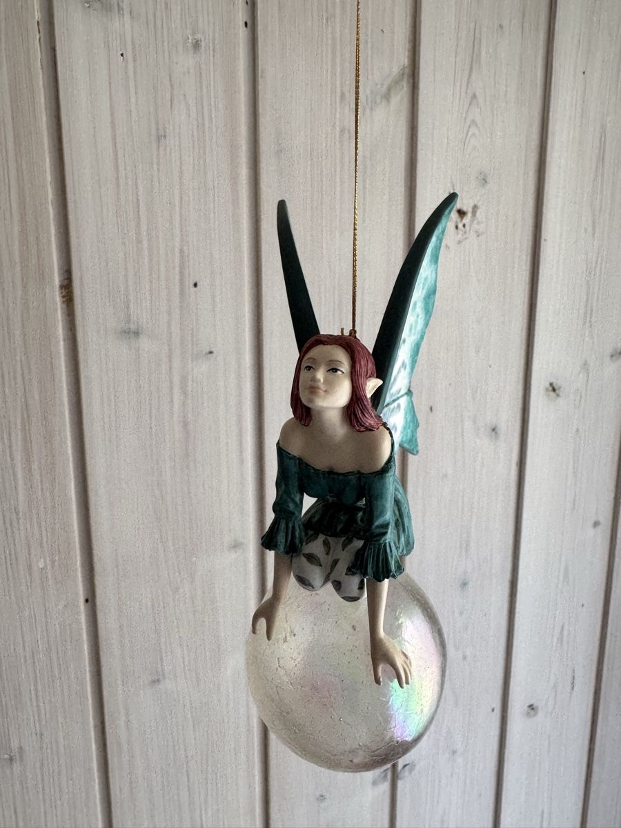 Statuette:  Fee auf Glaskugel – Usato da wichtrach venduto da elvena 1