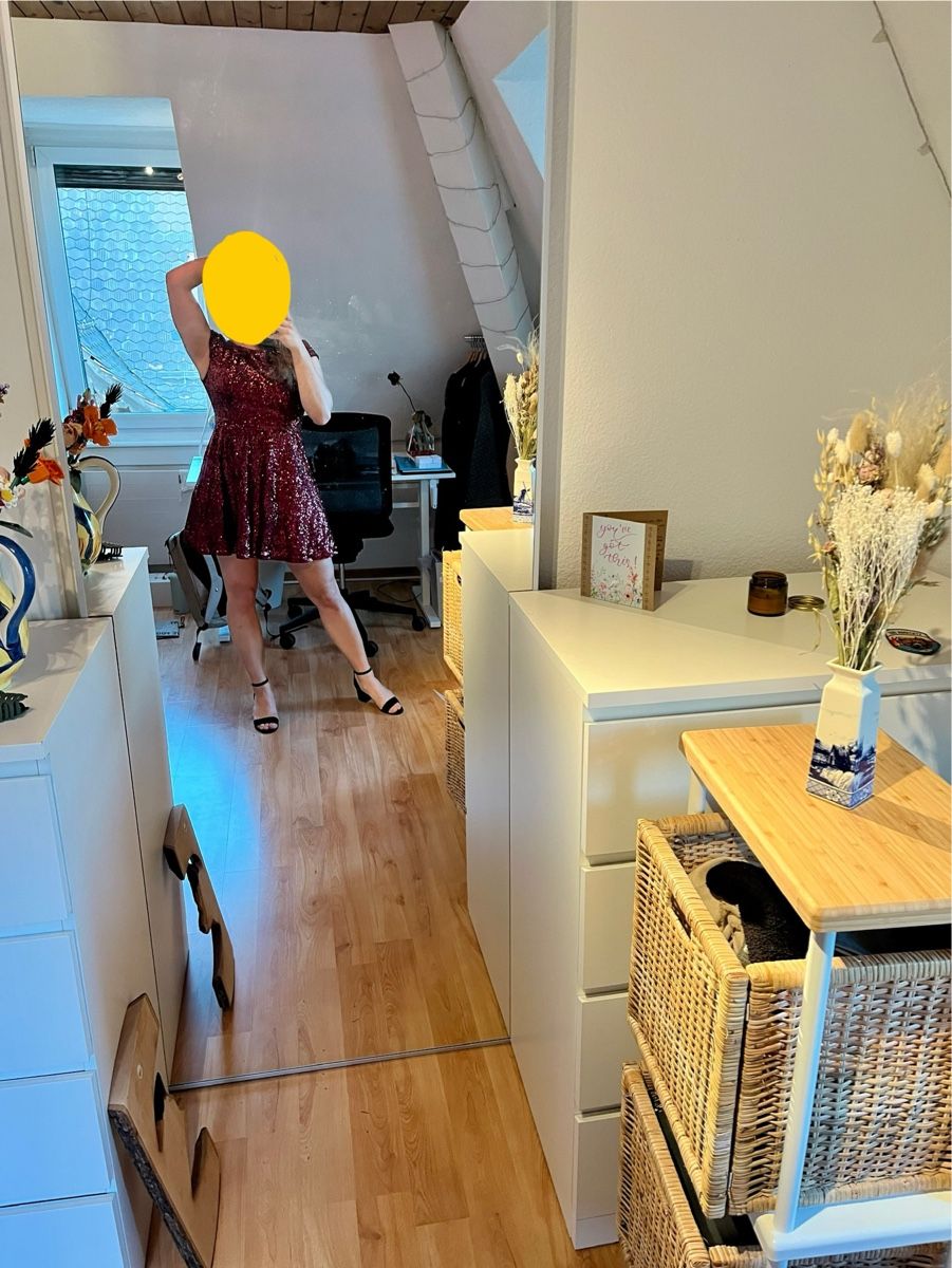 Kleider: B. Darlin Paillettenkleid rot- Grösse S – Neu (gemäss Beschreibung) aus Zürich von corinne.nussbaumer20 3