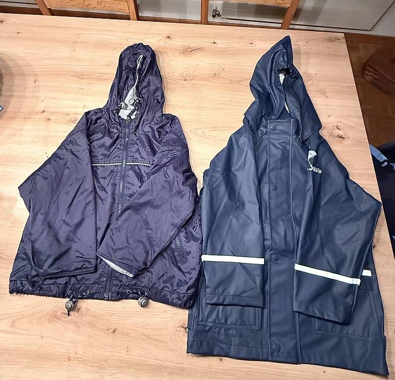 Jacken & Mäntel: Regenjacken Grösse 98 – Neu und originalverpackt aus Stettfurt von Annili87