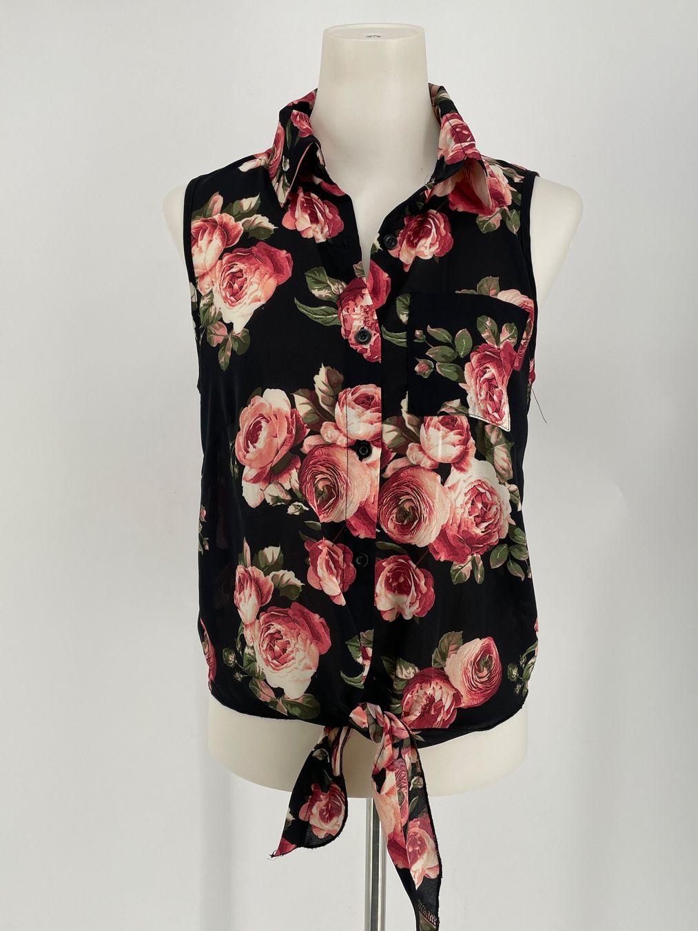 Camicette: Bluse mit Rosenmuster - Gr.XS/S – Usato da Auenstein venduto da moin.